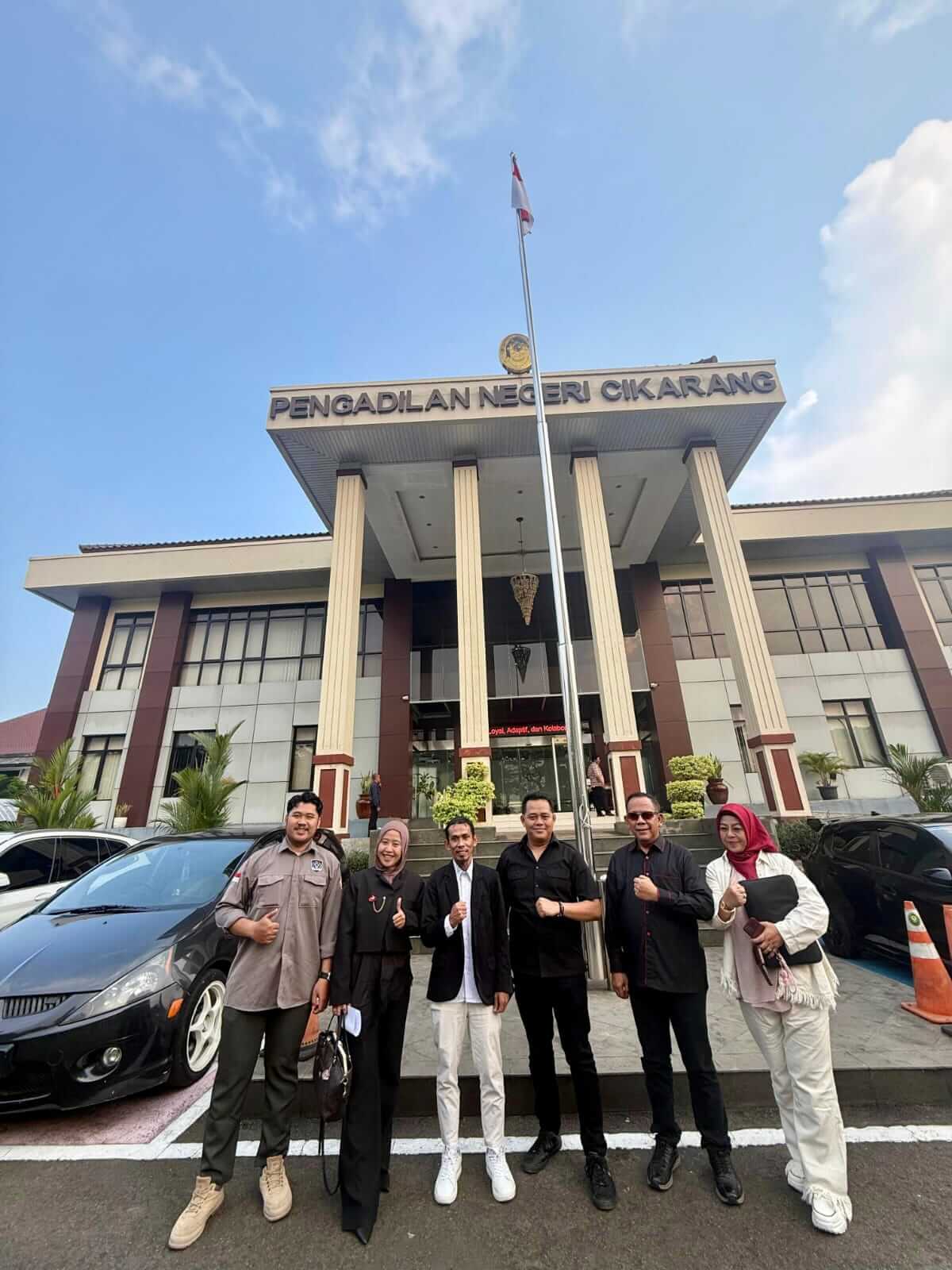 Dokumentasi advokat di pengadilan